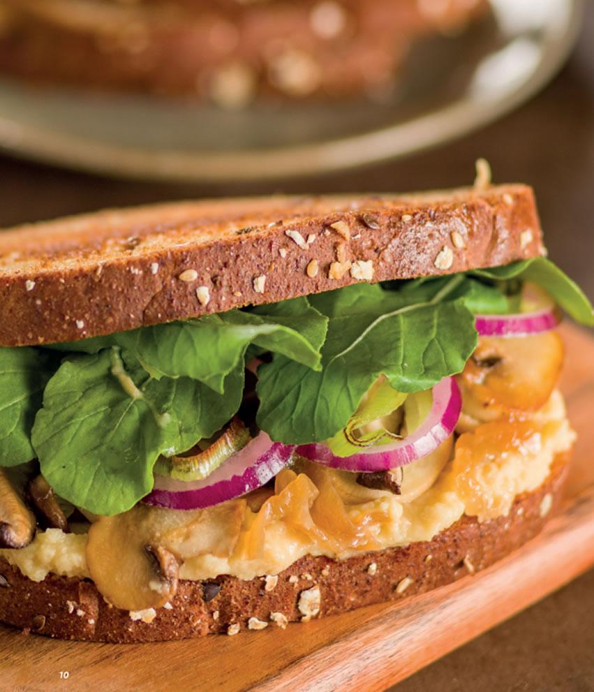 Sanduíche de Cogumelos e Homus