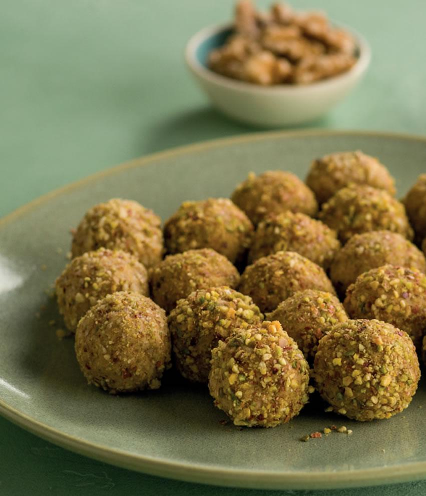 Brigadeiro de Coalhada com Pistache